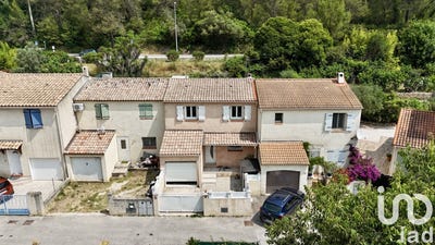 /international/fr/sollies-toucas-provence-alpes-cote-d-azur-310100138312/