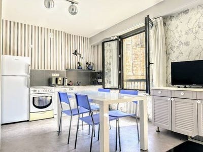 /international/fr/rodez-midi-pyrenees-310100363357/