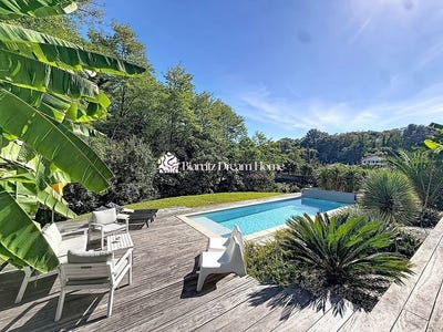 /international/fr/hendaye-aquitaine-310119925906/