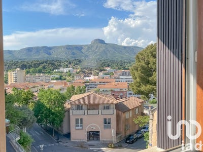 /international/fr/aubagne-provence-alpes-cote-d-azur-310098142676/