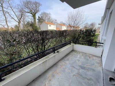 /international/fr/challans-pays-de-la-loire-310097271840/