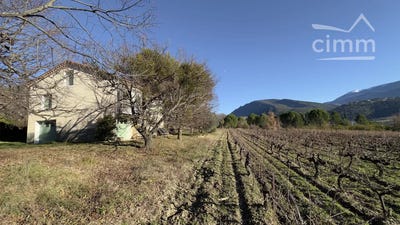 /international/fr/mollans-sur-ouveze-rhone-310104045491/