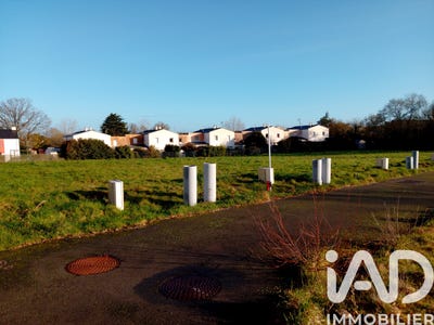 /international/fr/coueron-pays-de-la-loire-310105816631/