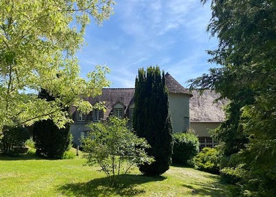 /international/fr/maintenon-centre-val-de-loire-310108455114/