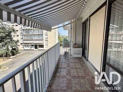 /international/fr/tours-centre-val-de-loire-310109017421/