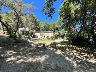 /international/fr/grignan-rhone-310106606711/