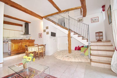 /international/fr/alignan-du-vent-languedoc-roussillon-310107643117/