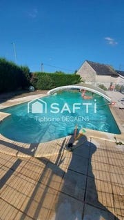 /international/fr/saint-nicolas-de-bourgueil-centre-val-de-loire-310105969476/