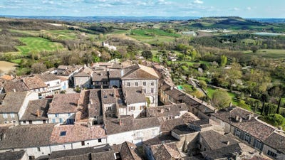 /international/fr/montpezat-de-quercy-midi-pyrenees-310107599125/