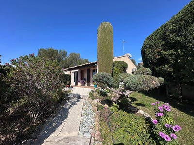 /international/fr/frejus-provence-alpes-cote-d-azur-310108466274/