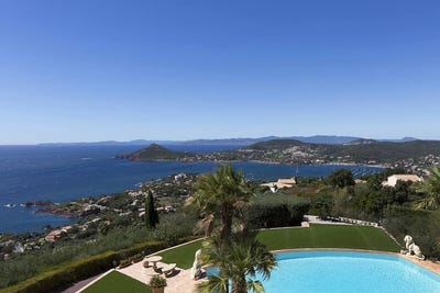 /international/fr/agay-hh-15746910-agay-provence-alpes-cote-d-azur-310100956602/?lang=en