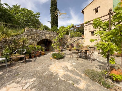 /international/fr/fayence-provence-alpes-cote-d-azur-310100762412/?lang=zh-tw