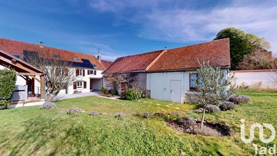 /international/fr/montigny-la-resle-burgundy-310100434709/?lang=zh-tw