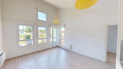 /international/fr/salouel-picardie-310108454113/