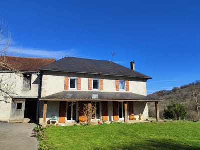 /international/fr/arrast-larrebieu-aquitaine-310107597626/
