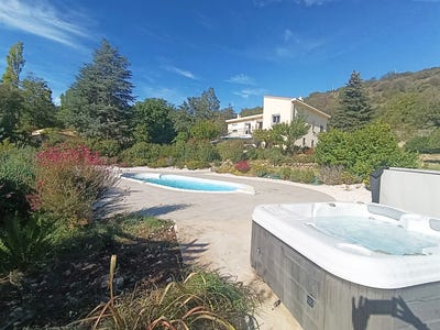 /international/fr/perpignan-languedoc-roussillon-310108430042/