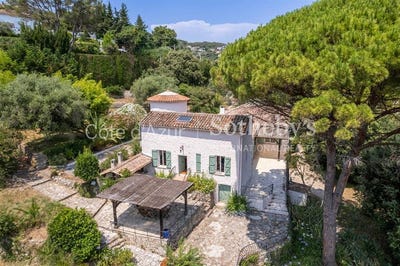/international/fr/vallauris-provence-alpes-cote-d-azur-310100938771/?lang=zh-cn