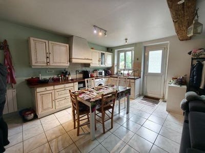 /international/fr/neufchelles-picardie-310108375383/