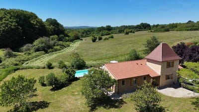 /international/fr/prats-de-carlux-aquitaine-310108525166/