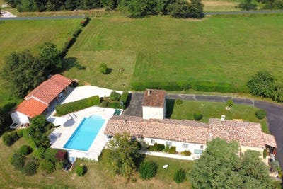 /international/fr/gourdon-midi-pyrenees-310107743947/
