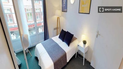 /international/fr/lille-calais-310108559152/