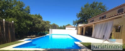 /international/fr/uchaux-provence-alpes-cote-d-azur-310097954849/