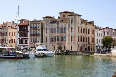 /international/fr/saint-jean-de-luz-aquitaine-310100991440/?lang=zh-cn