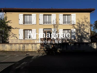 /international/fr/monguilhem-midi-pyrenees-310099569583/