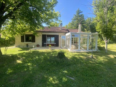/international/fr/saint-privat-en-perigord-aquitaine-310100387813/