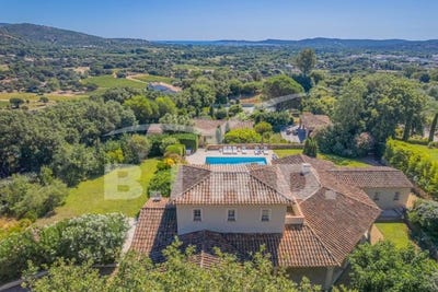 /international/fr/grimaud-provence-alpes-cote-d-azur-310101278175/