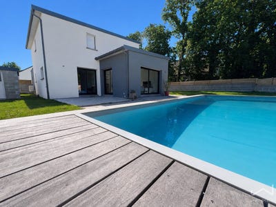 /international/fr/lorient-brittany-310109127852/?lang=th