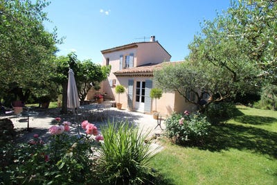 /international/fr/brignoles-provence-alpes-cote-d-azur-310120010158/