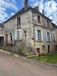/international/fr/saint-germain-des-bois-burgundy-310103665478/