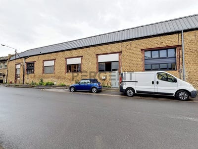 /international/fr/charleville-mezieres-ardennes-310108596326/