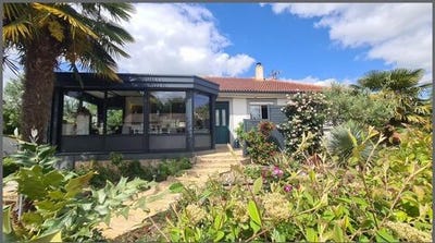 /international/fr/bressuire-charente-310108136837/?lang=th