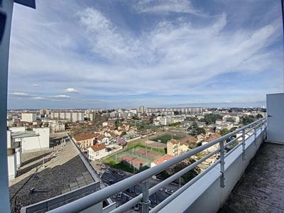 /international/fr/lyon-8eme-rhone-310108487329/