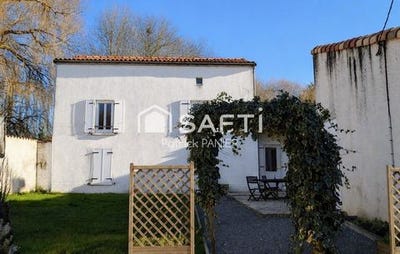 /international/fr/availles-sur-chize-charente-310109127350/