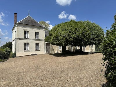 /international/fr/trehet-centre-val-de-loire-310098792028/?lang=en
