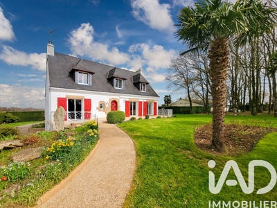 /international/fr/plumeliau-brittany-310106593004/
