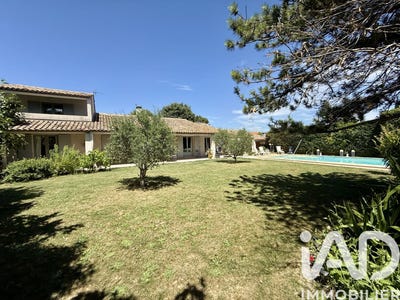 /international/fr/les-angles-languedoc-roussillon-310108929507/?lang=id
