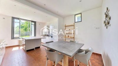 /international/fr/val-de-virvee-aquitaine-310107679128/
