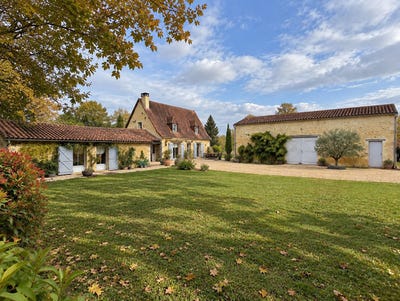 /international/fr/antonne-et-trigonant-aquitaine-310107559045/