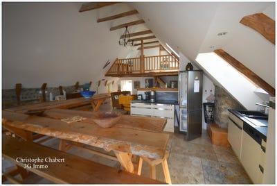 /international/fr/saint-sauves-d-auvergne-auvergne-310108264584/