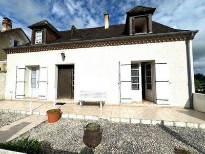 /international/fr/le-buisson-de-cadouin-aquitaine-310105969923/