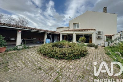 /international/fr/taugon-charente-310107969513/