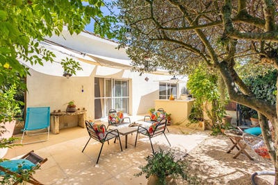 /international/fr/saint-etienne-du-gres-provence-alpes-cote-d-azur-310110160387/