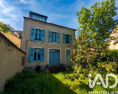 /international/fr/montlucon-auvergne-310108484268/