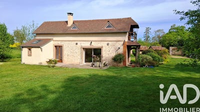 /international/fr/courdemanche-upper-normandy-310107643832/