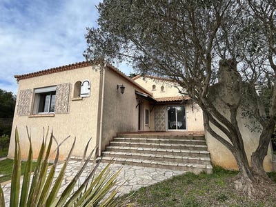 /international/fr/sete-languedoc-roussillon-310109098316/?lang=it