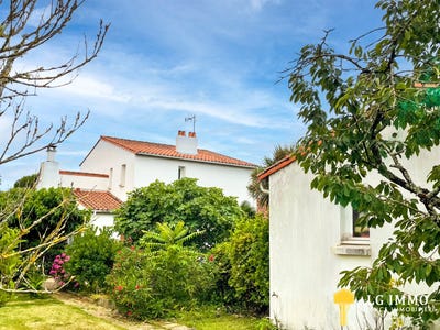 /international/fr/saint-georges-de-didonne-charente-310108943551/